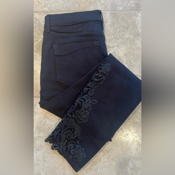 EXPRESS black Ankle Legging with Lace Rose pattern - Picture 4 of 7